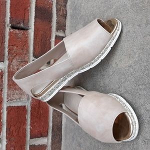 Saydo Size 39 Peep Toe Cutout Faux Marble Metallic Shoes